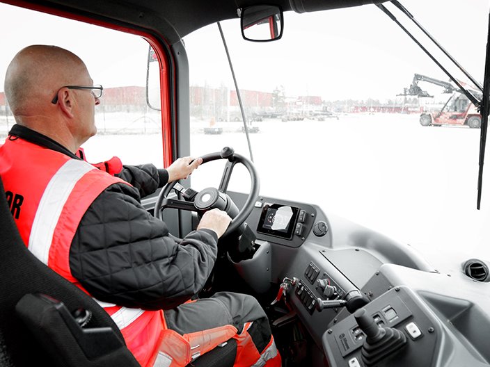 Terminal Tractors - Image 3
